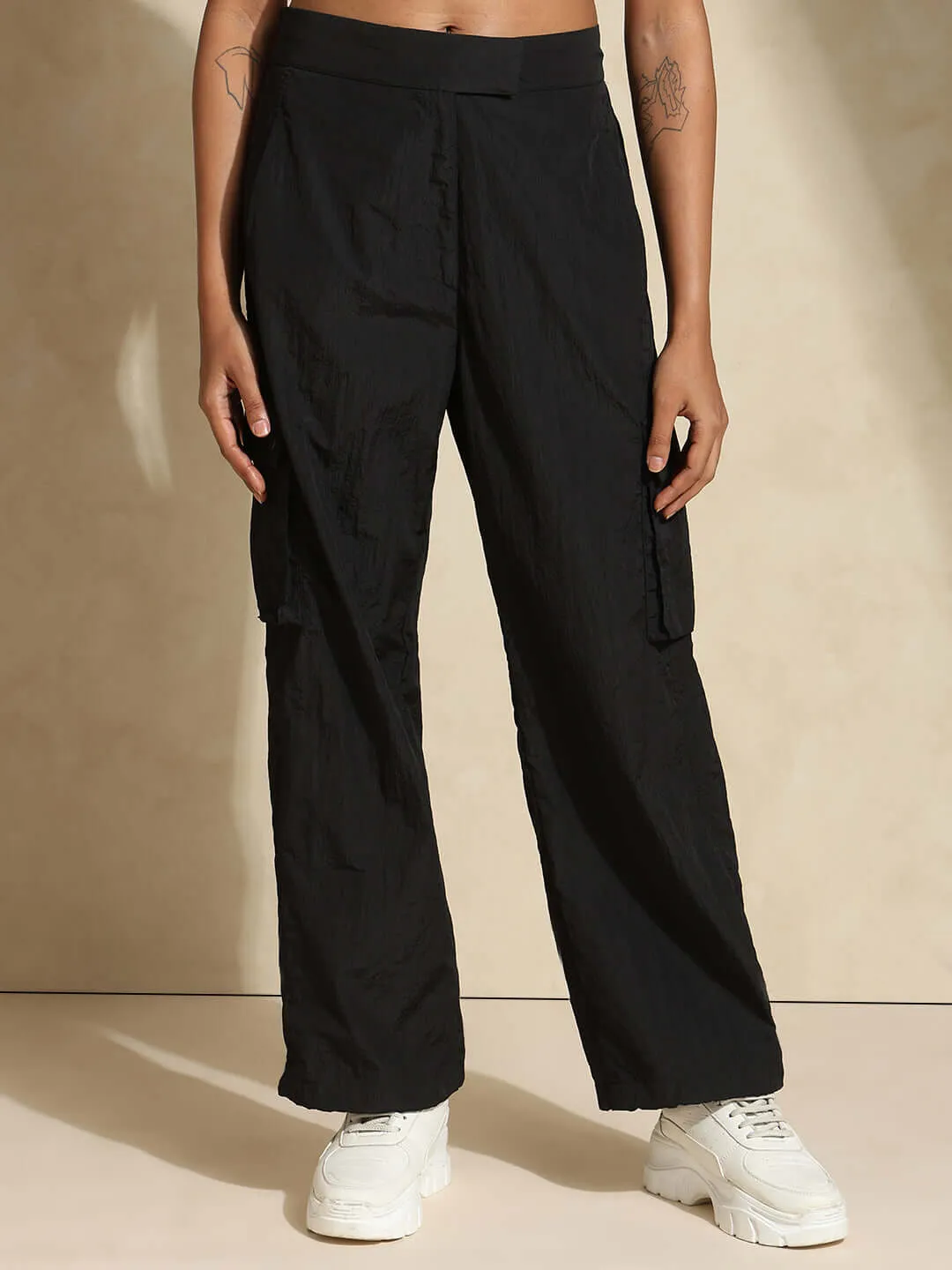 AeroTraq Cargo Pants Black