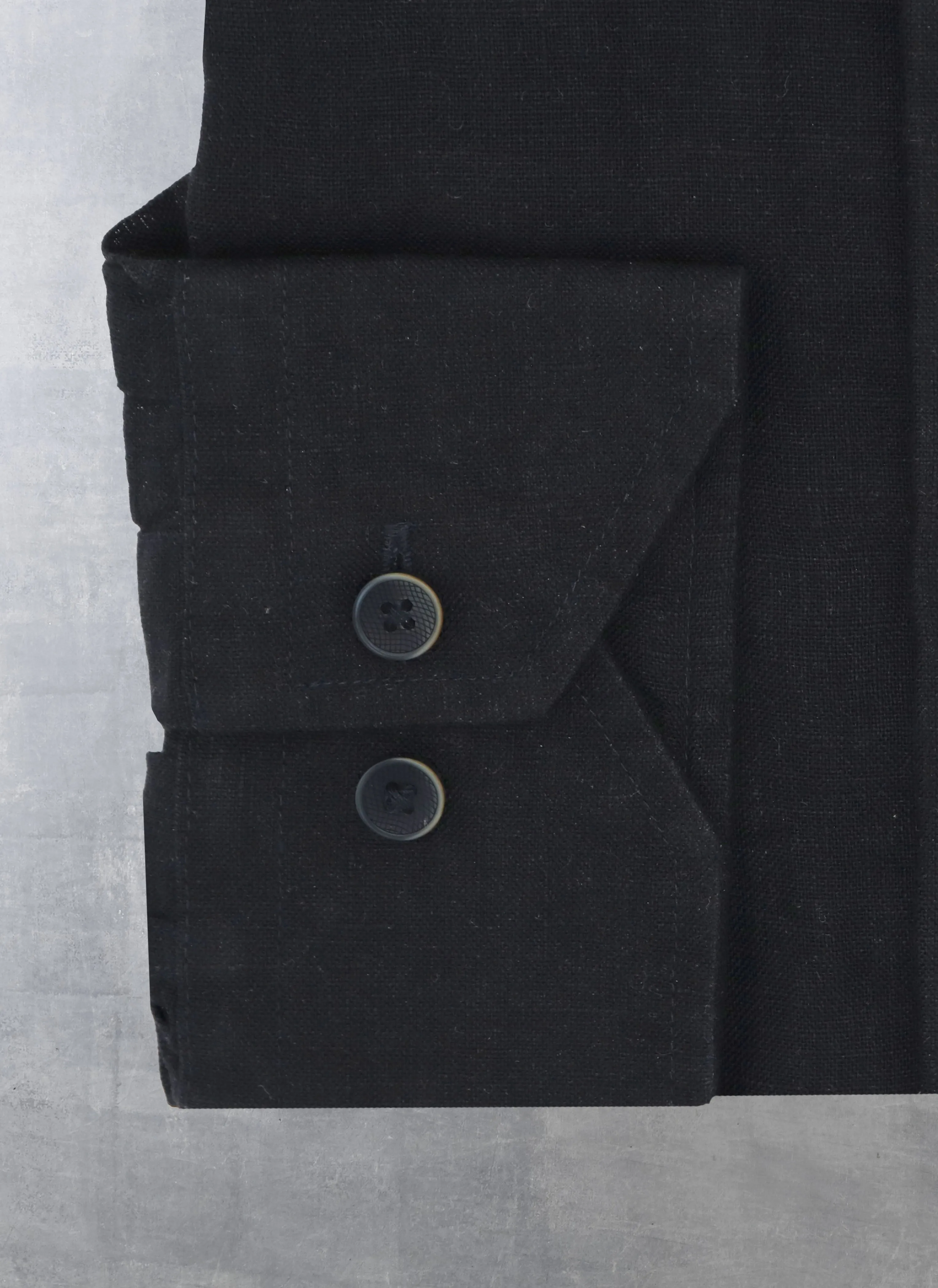 Alexander in Onyx Linen, Featuring Custom Roll-up Cuff