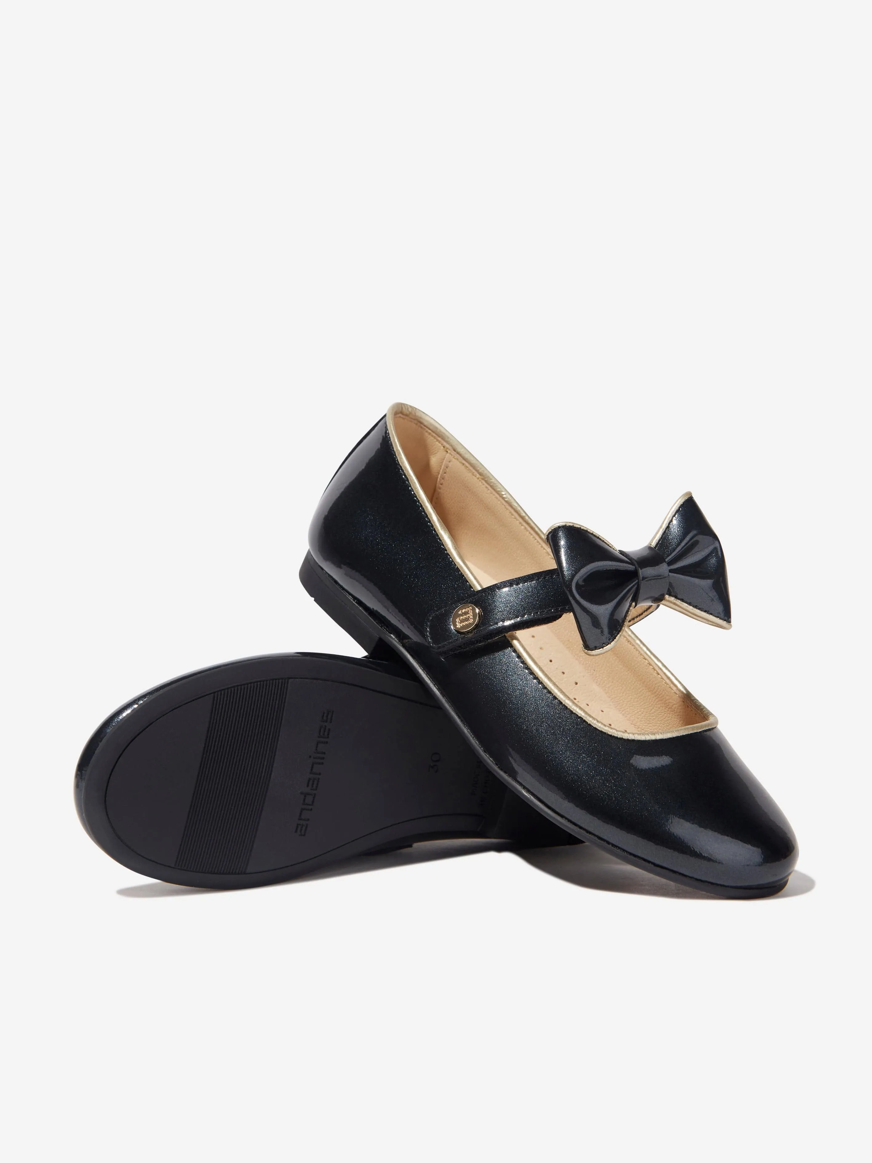 Andanines Girls Mary Jane Shoes With Bow Strap in Black