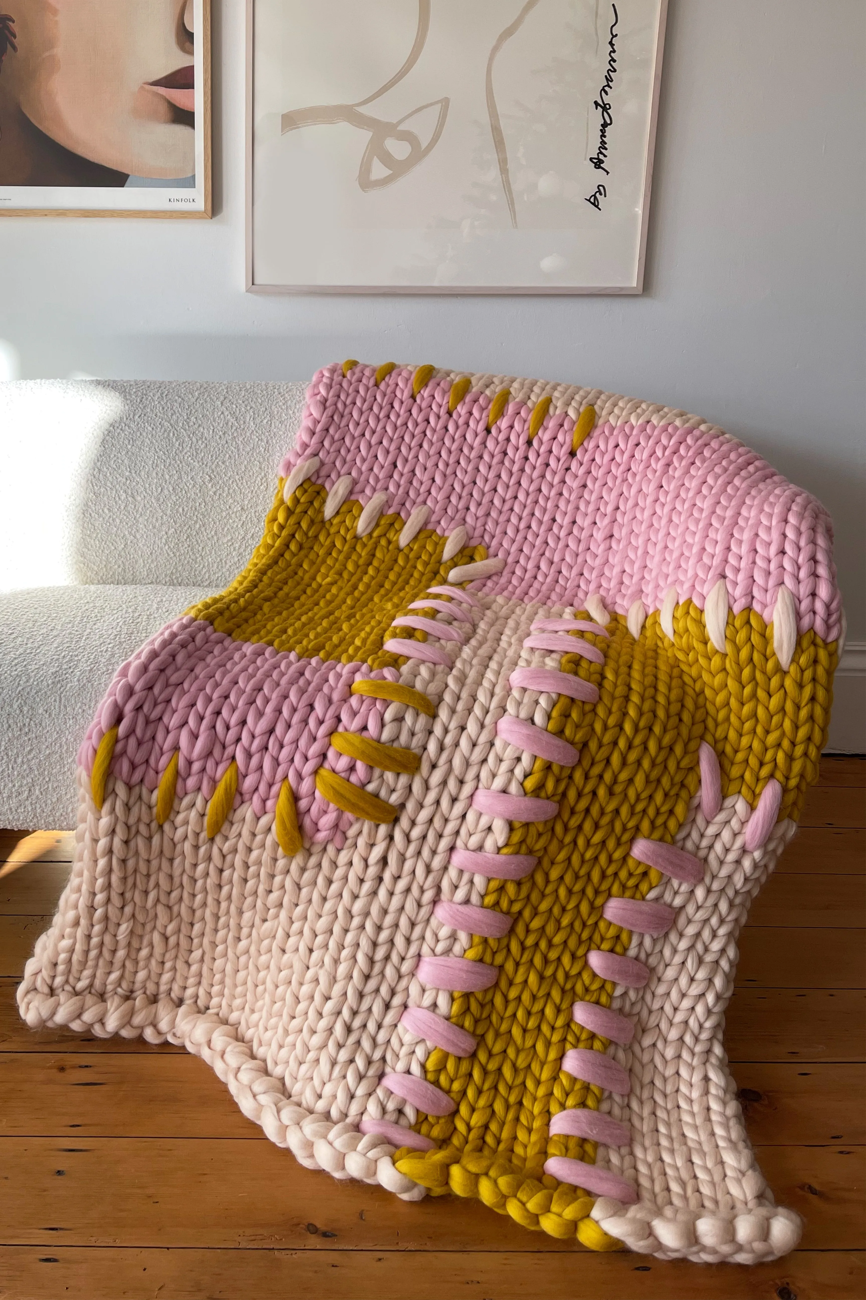 Bella Colossal Knit Blanket