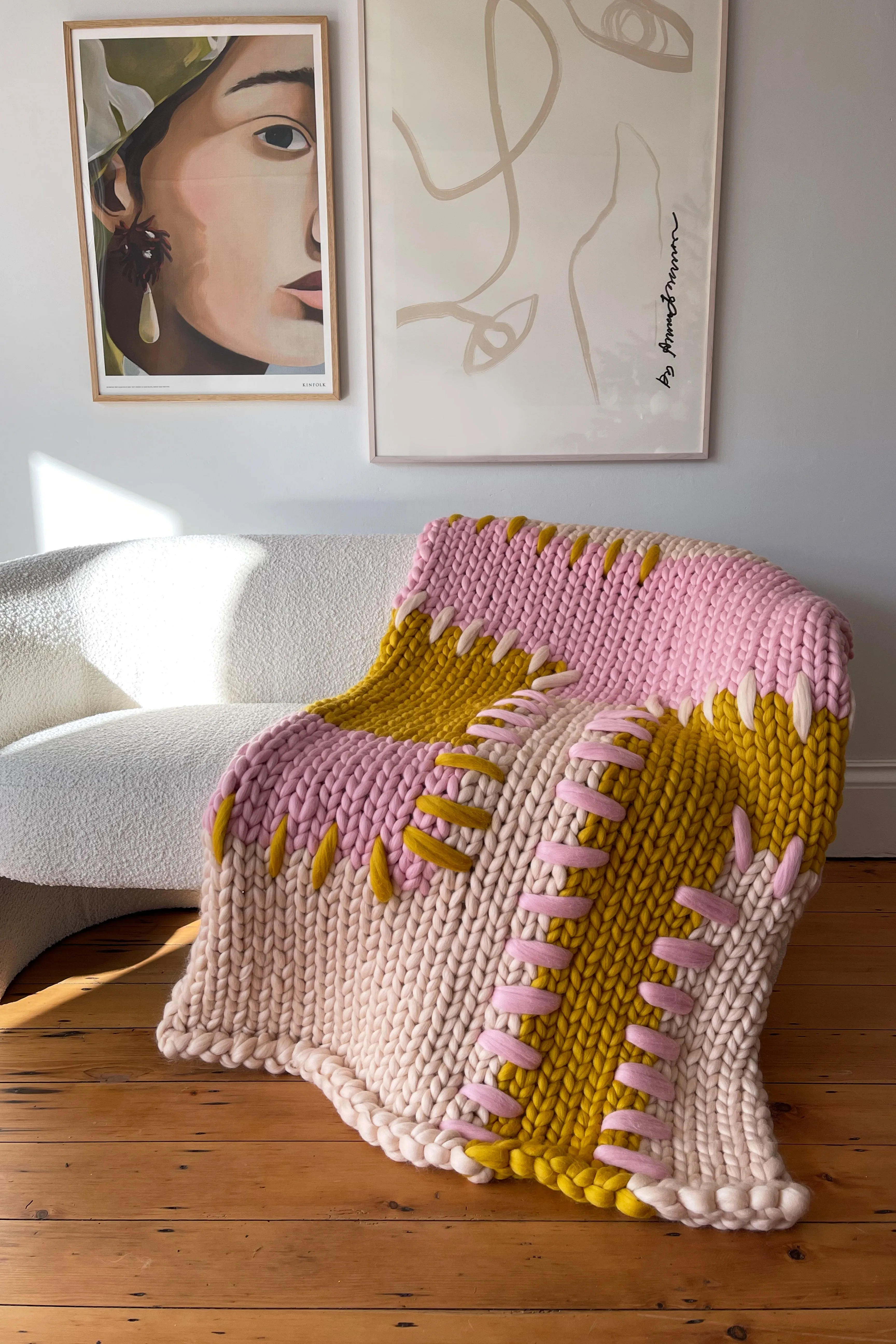 Bella Colossal Knit Blanket