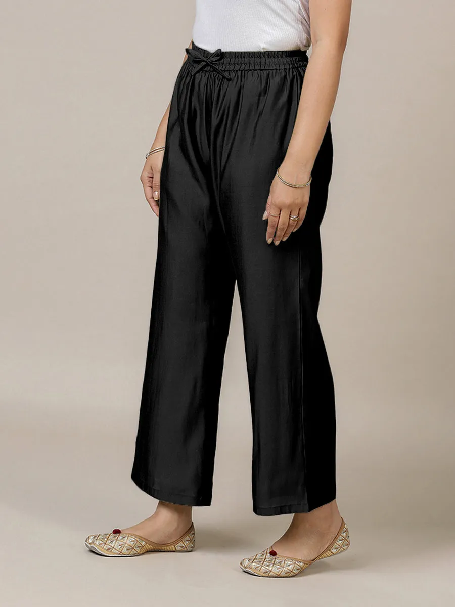 Fiza x Rozaana | Straight Pant in Raven Black