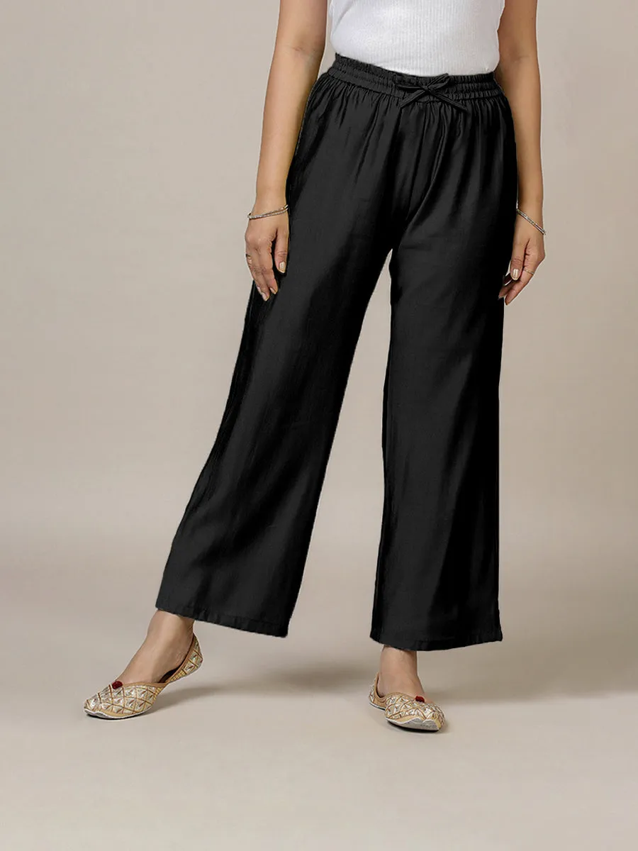 Fiza x Rozaana | Straight Pant in Raven Black