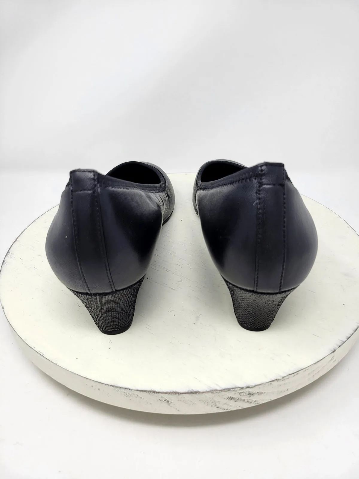 Rockport Size 10 Black Wedge Heels NWOB